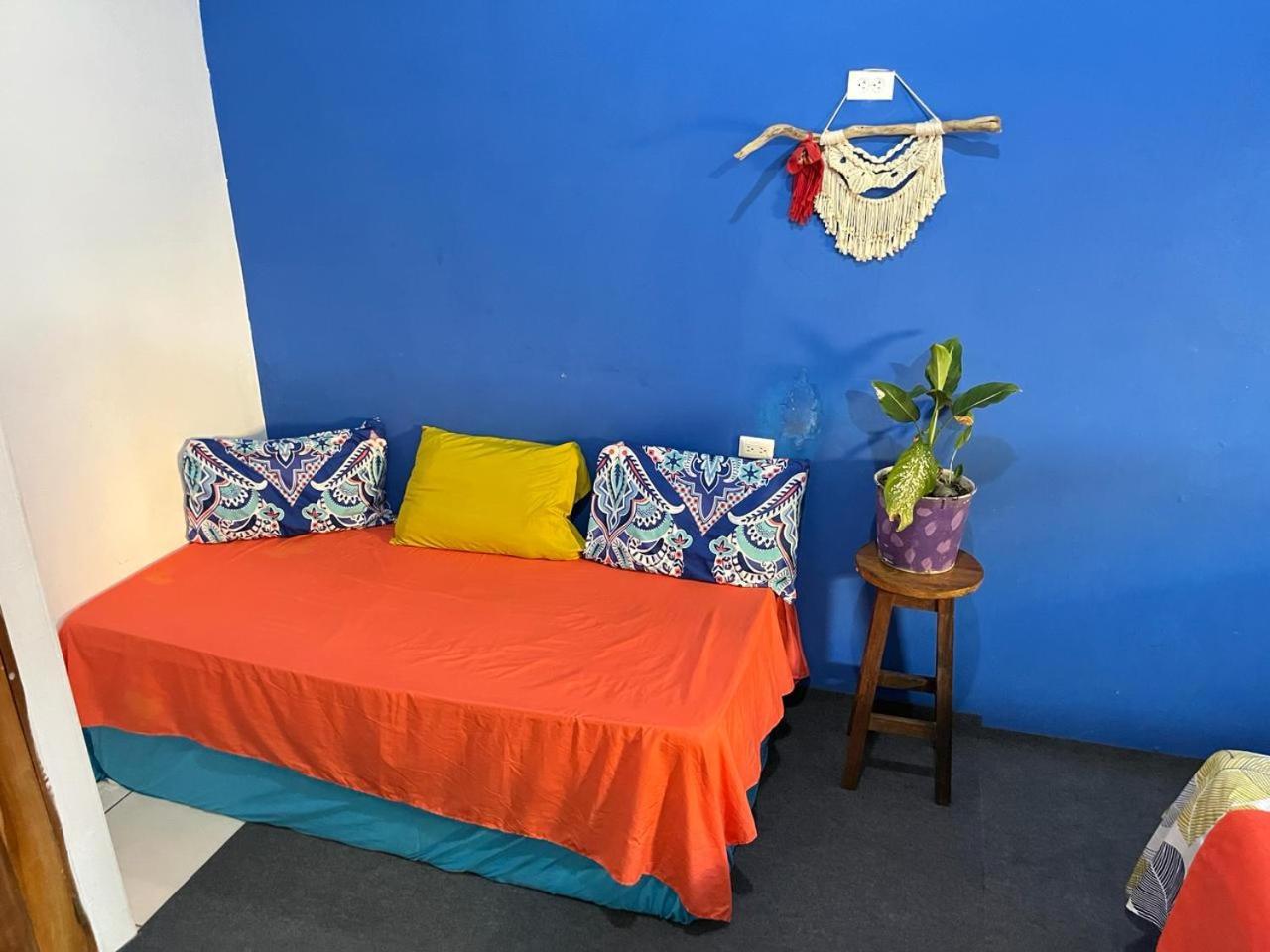 Cheap Hostel Quepos Ngoại thất bức ảnh